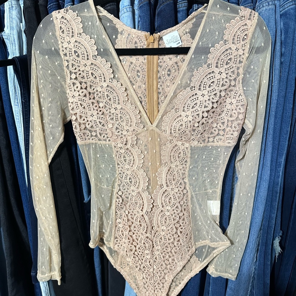 Gorgeous lace/mesh bodysuit